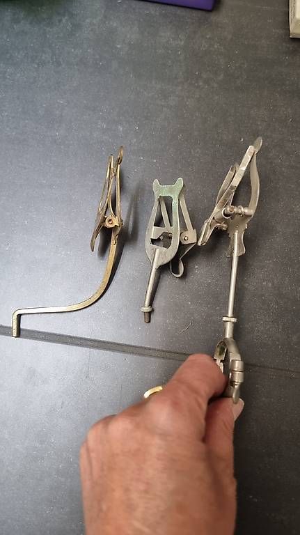 Musikinstrumente: 3 diverse Notenhalter Metall – Gebraucht aus Neuenkirch von tip_wp7s 1