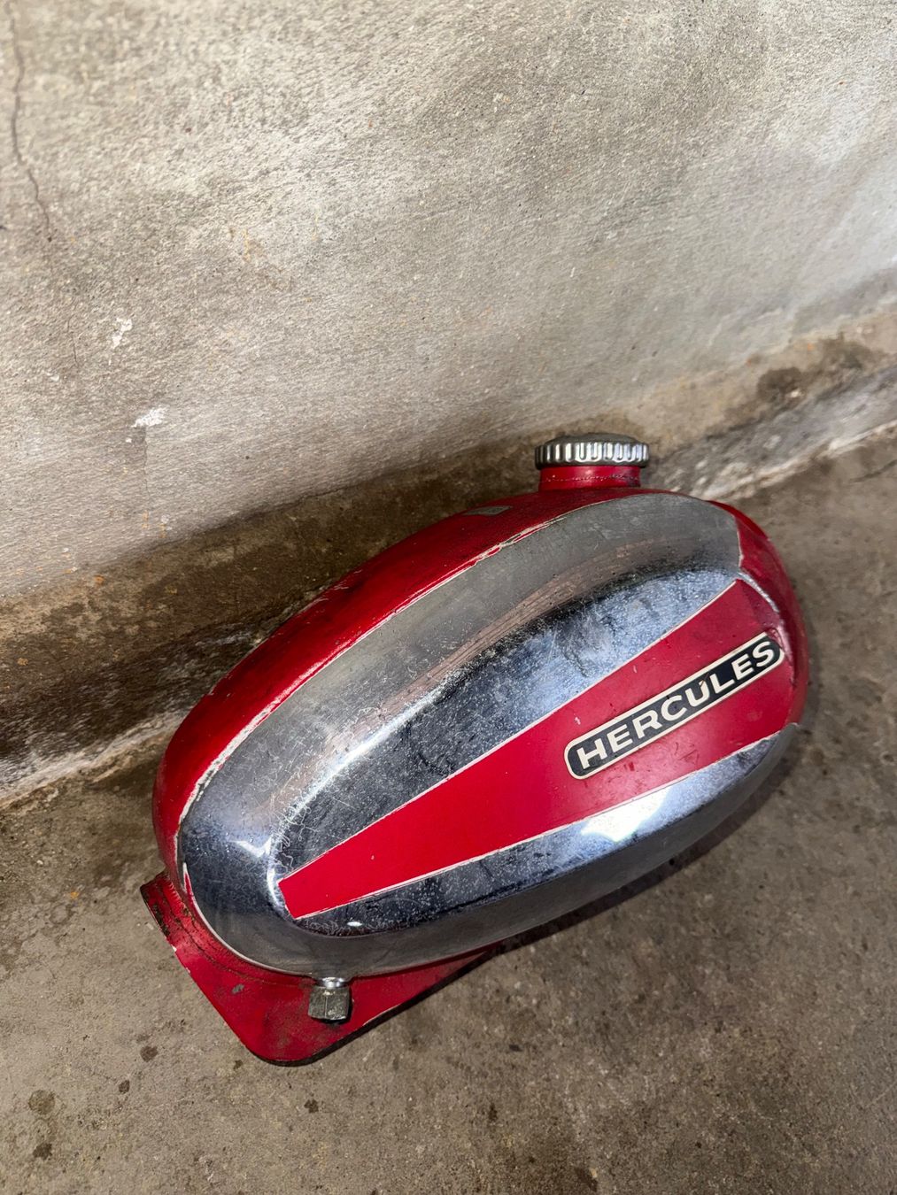 Sachs Parti ricambio per ciclomotori: Sachs Hercules 503 Mofa Tank – Usato da Fahrni b. Thun venduto da berger_tuning34 5
