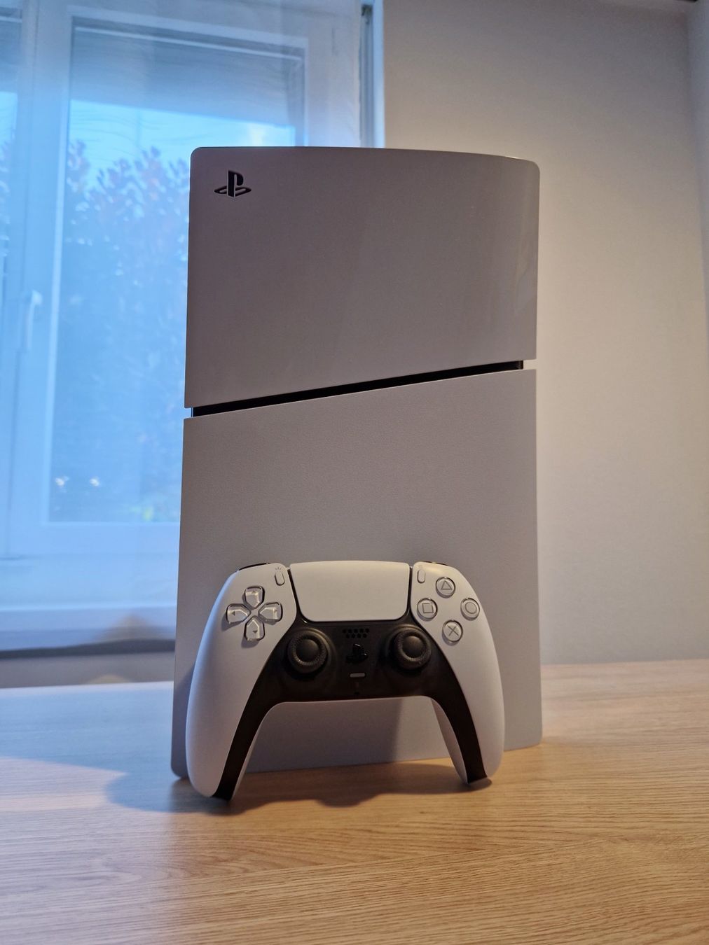 Sony Konsolen: PS5 Slim Digital 1TB + 2TB SSD + 1 Controller – Gebraucht aus Oberglatt ZH von Dejan_92