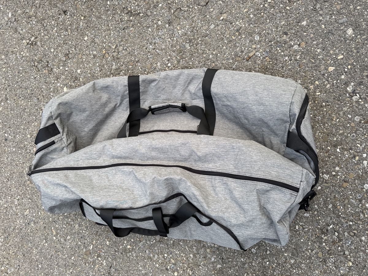 Sacs: Vogshow Reisetasche  – D'occasion à Auenstein par moin. 1