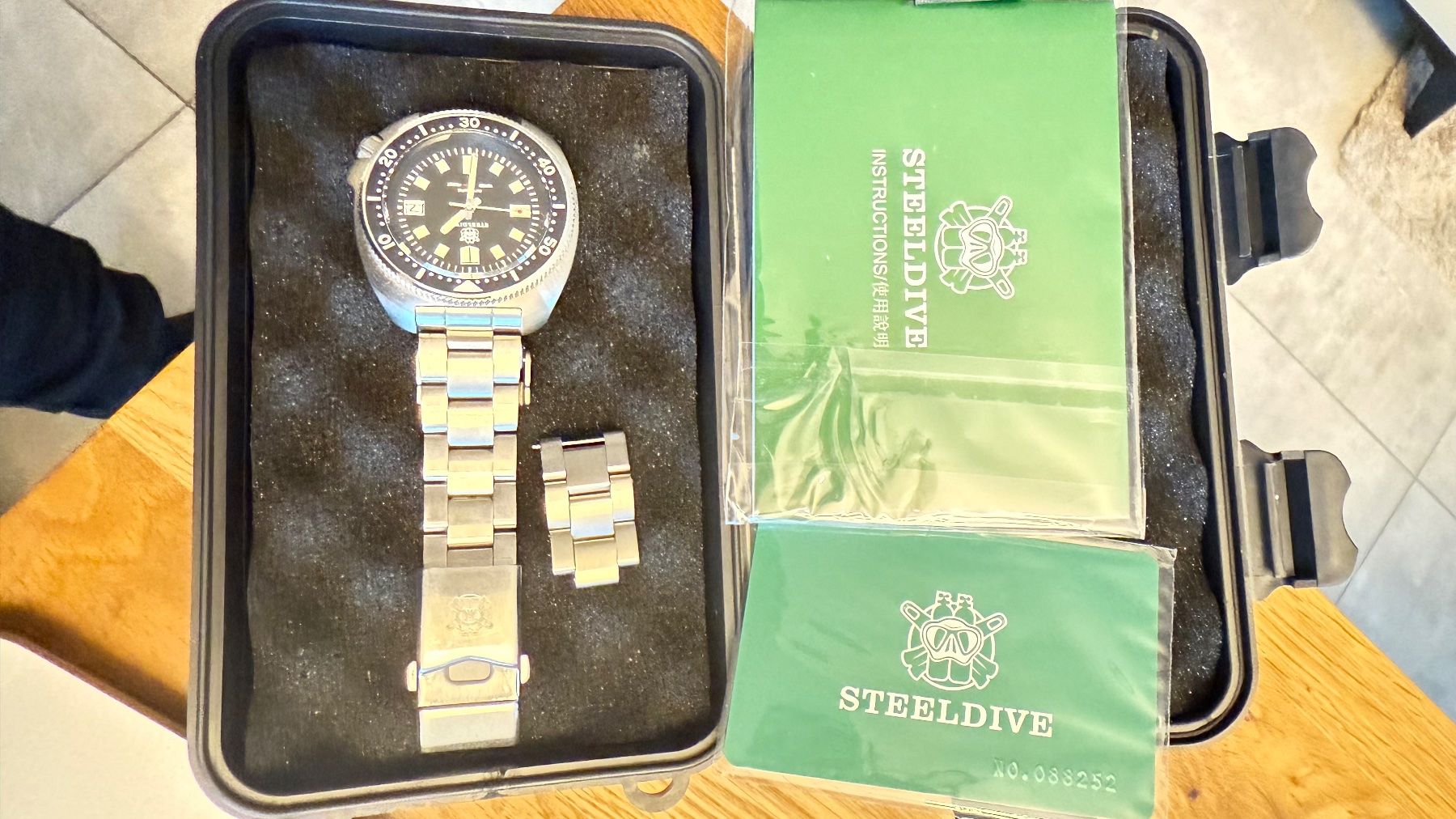 Orologi: Montre de plongée Steeldive SD1970 automatique – Usato da Collombey venduto da jones05