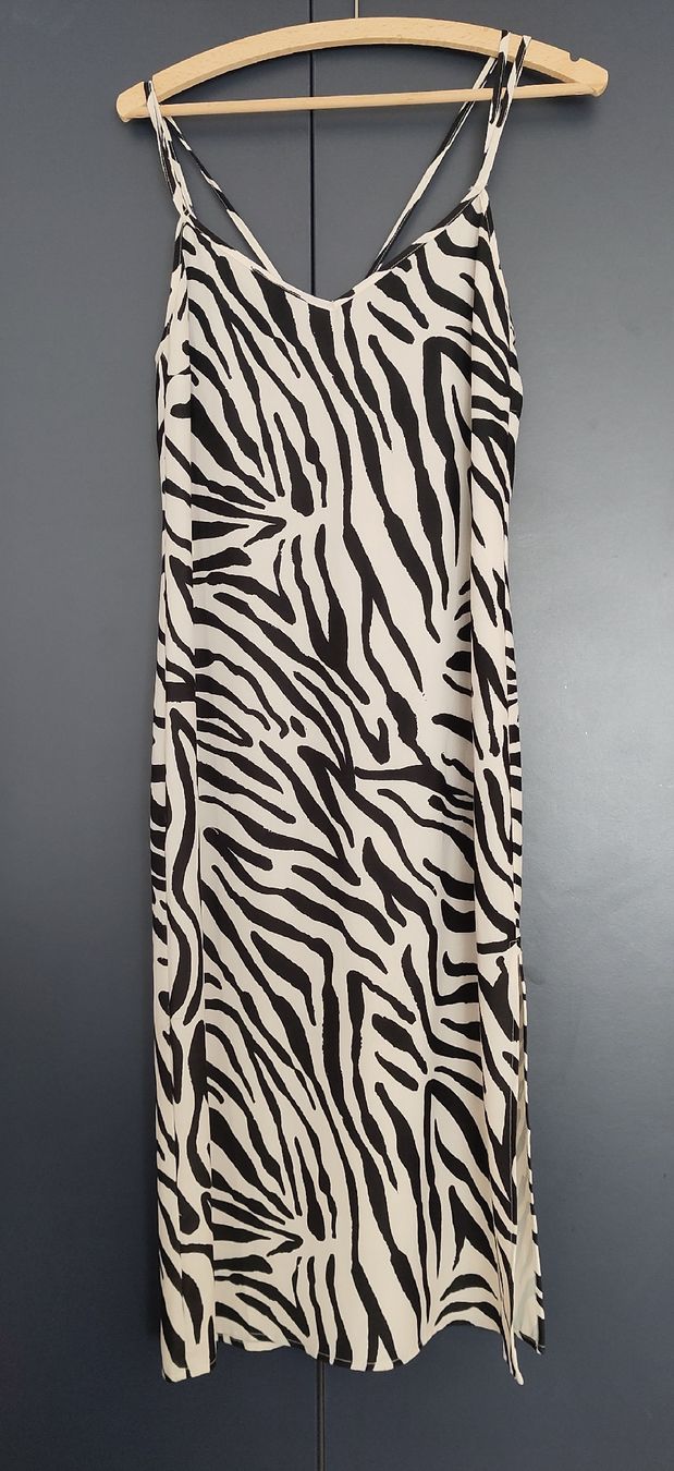 Stradivarius Vestiti: Sommerliches Kleid mit Zebra Print, Gr. S – Usato da Bern venduto da icanhearyoursmile 1