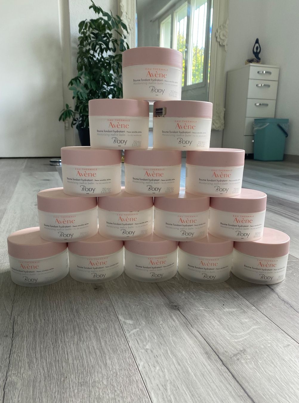Behälter & Ähnliches: Creme Dose Behälter – Gebraucht aus Dottikon von 6571 2