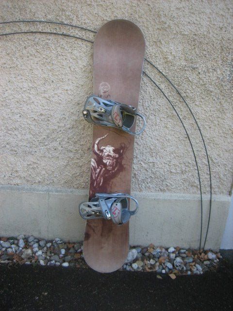 K2 Board: Snowboard K2 mit Bindung – Usato da Winterthur venduto da pf02
