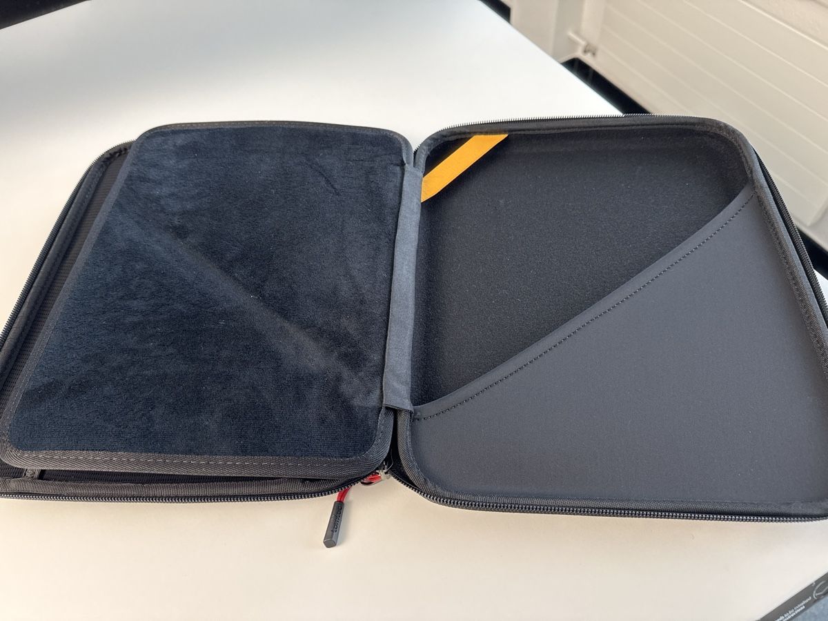 Borse: Tomtoc Universal Zubehör Tasche - Top Zustand! – Usato da Zürich venduto da Willy-Gruppe 2