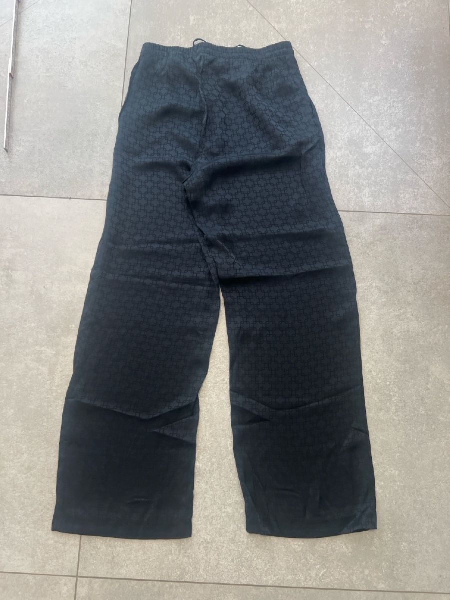 H&M Pantaloni: Hose – Usato da Bottmingen venduto da ale3829 3
