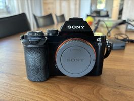 Funktionstüchtige Sony Kamera - Alpha 7