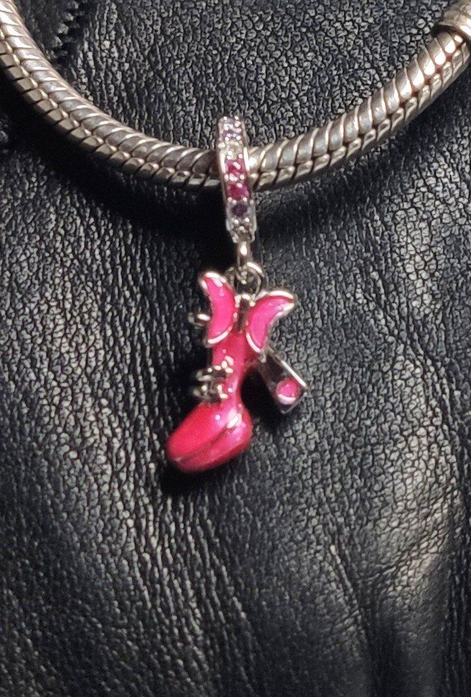 Ciondoli: Charm für Armbänder. – Nuovo e nell'imballaggio originale da Lamboing venduto da Qtrica 1