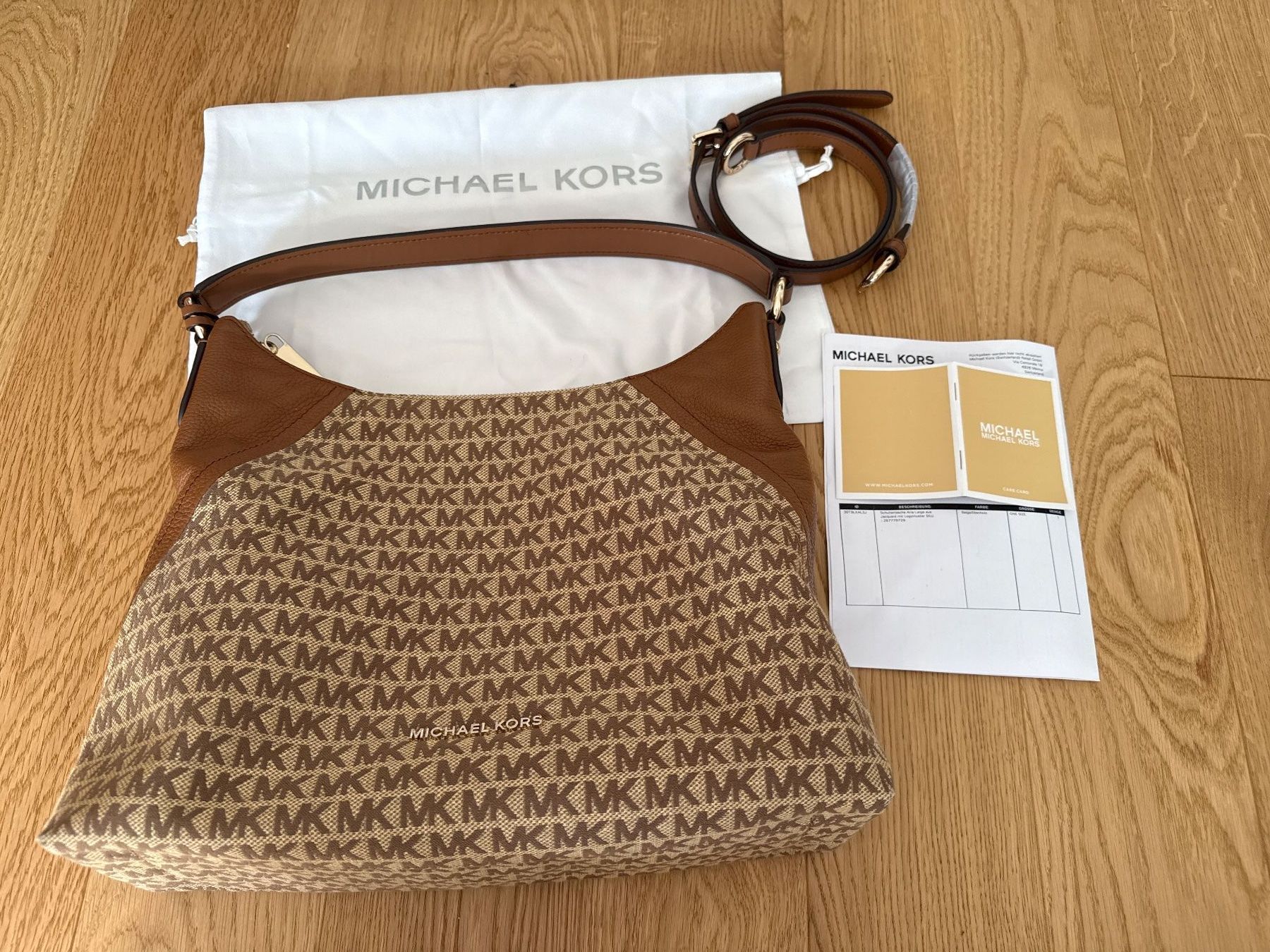 Michael Kors Borse da donna: NEU! Michael Kors Tasche mit Staubbeutel – Nuovo e nell'imballaggio originale da Schönenwerd venduto da d.chiara