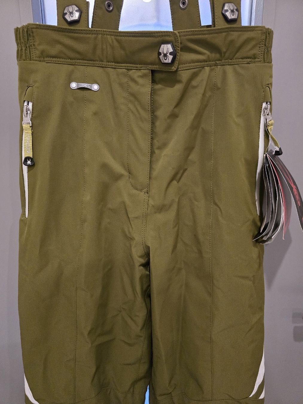 Spyder Pantaloni: Neue Spyder Skihose – Nuovo e nell'imballaggio originale da Flums venduto da kitty29 1
