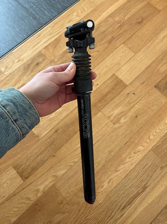 Pezzi di ricambio: Sattelstutz gefedert 27.2 mm Durchmesser, 36 cm lang – Usato da Zug venduto da LuciaC. 2