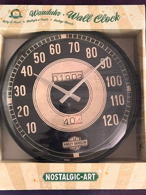 Uhren: Wanduhr Harley Davidson Styl – Neu und originalverpackt aus Bösingen von Guesli1