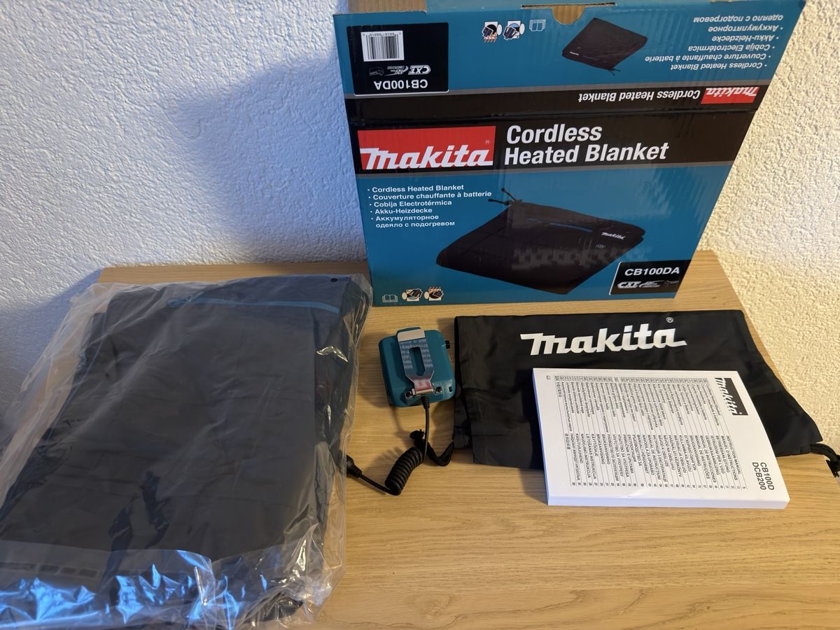 Makita Coperte: Makita Akku Heizdecke – Nuovo e nell'imballaggio originale da Hasle LU venduto da Aentlibuecher_91 2