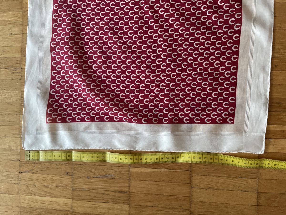 Foulards, Tücher & Schals: Kreier Scarf Red White Pattern 45X45 cm Good Condition – Neu (gemäss Beschreibung) aus Neuchatel von shi_9fzw 1