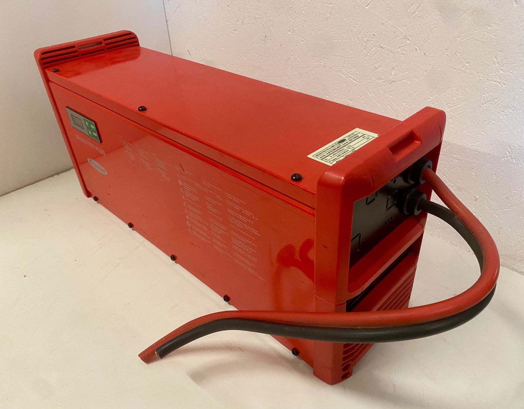 Fronius Caricabatterie: Fronius Selectiva Plus 4080 D Ladegerät – Usato da Niederdorf venduto da LeptonAG