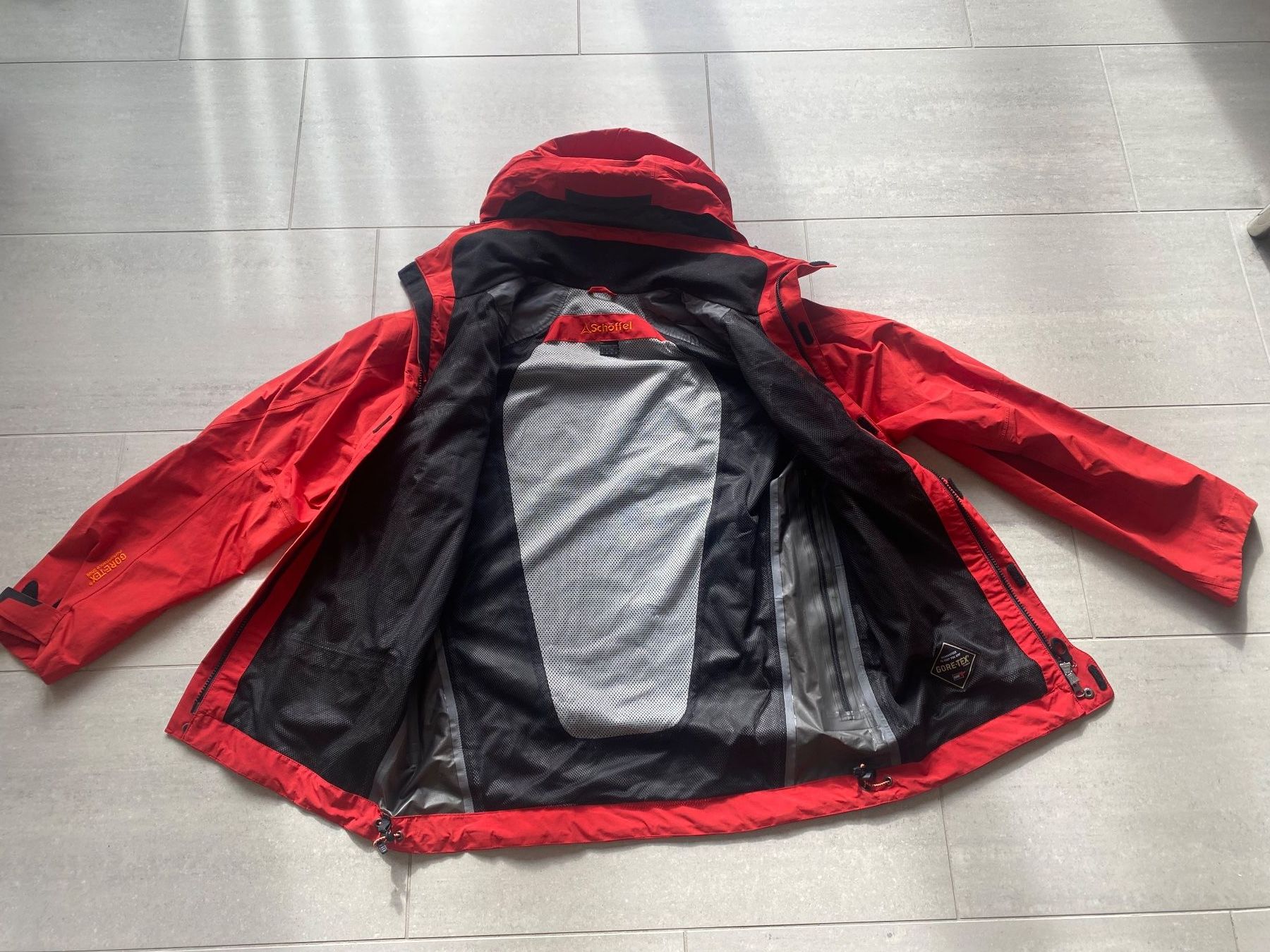 Schoeffel Giacche: Schöffel Gore-Tex in Grösse 48 – Usato da Uetikon am See venduto da cristalllina 1