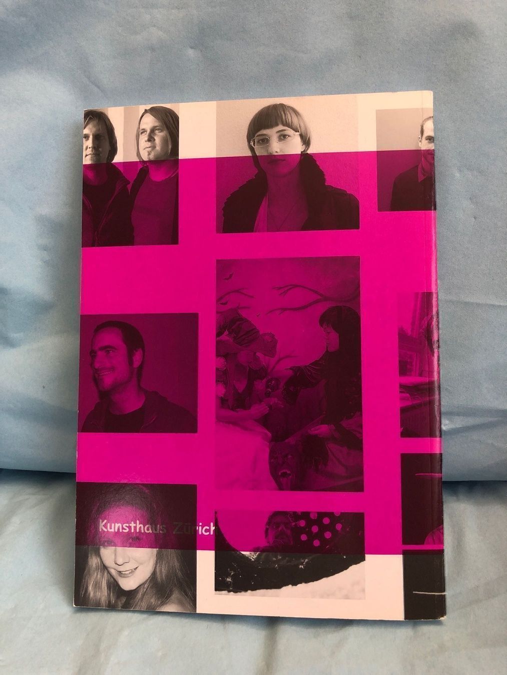 Libri: SHIFTING IDENTITIES, Schweizer Kunst heute – Nuovo (secondo la descrizione) da Zürich venduto da Husopaska 8