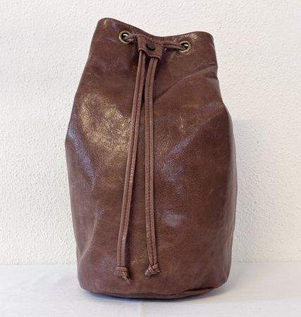 Leder-Beutel-Umhängetasche von Pro Alps, Tessiner Handwerk