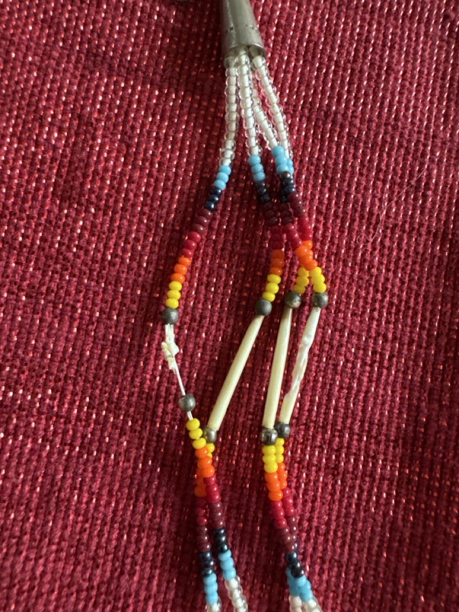 Orecchini pendenti & Orecchini a lobo: Two Sets of Native American Beaded Earrings – Usato da Fällanden venduto da emilyeheim 4