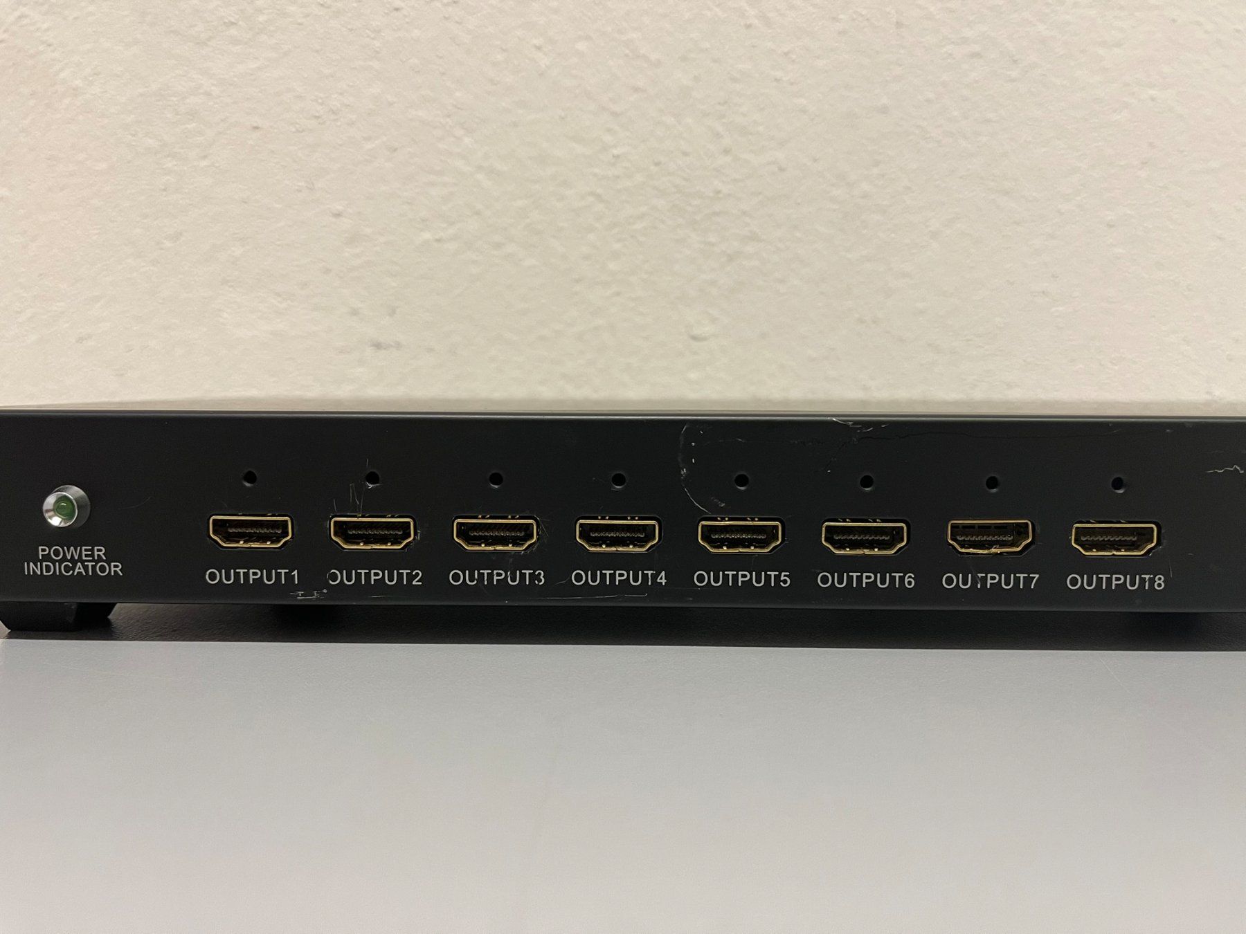 Hub & Switch: HQ AVSPLIT-28 HDMI Verteiler – Usato da Hochdorf venduto da av-electronics 3