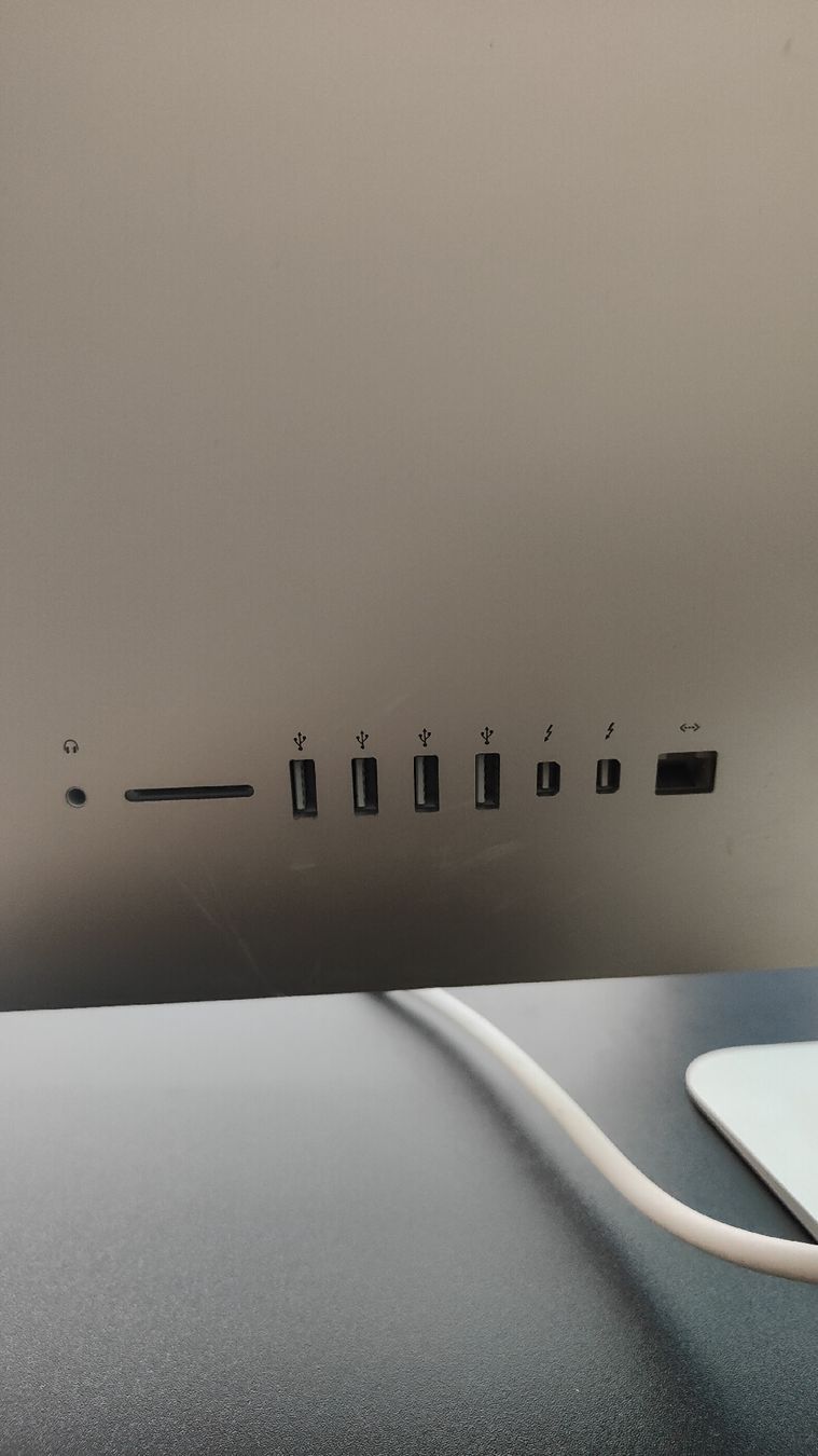 Apple PC: Apple iMac 27 Zoll Computer mit zubehör – Usato da Liestal venduto da Maski11 1