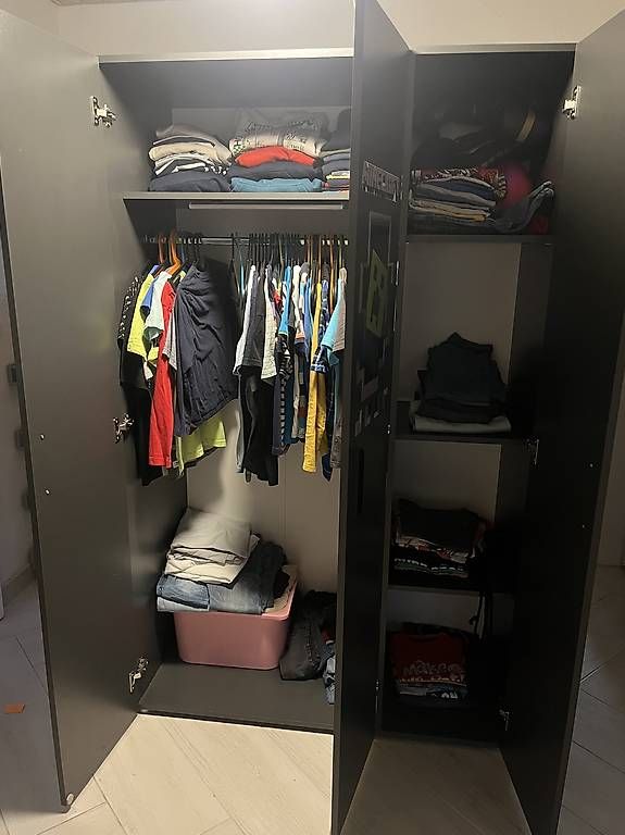 Armadi: Moderner Kleiderschrank Anthrazit – Usato da Reitnau venduto da ivyd 4