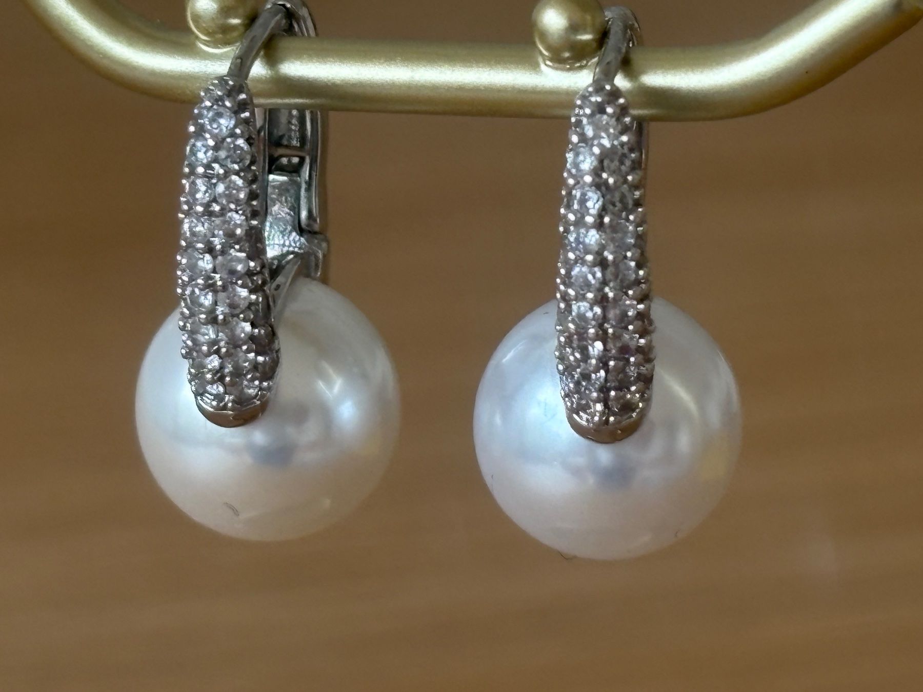 Orecchini pendenti & Orecchini a lobo: Luxus Elegante Ohrstecker  Kunstperlen Farbe: Silber – Usato da Biel-Bienne venduto da Roserosse13 7