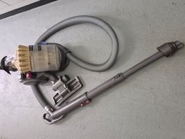 Staubsauger Dyson DC32 defekt