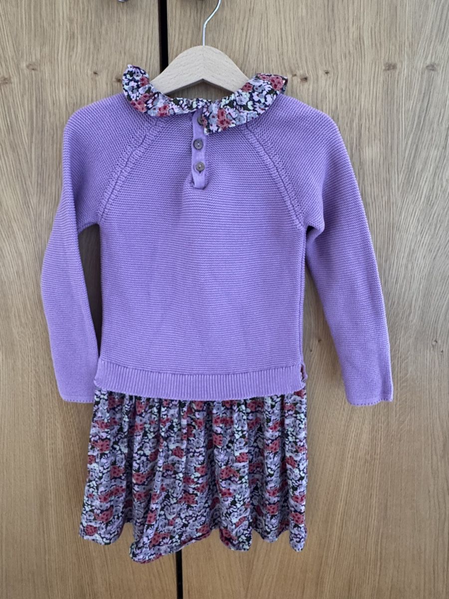 Next Robes et jupes: Robe fille NEXT  5 ans – D'occasion à Verbier par elodielegros91 1