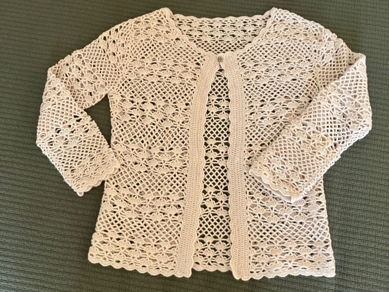 Giacche: Strickjacke Cashmere , gehäkelt, Farbe helles Stein / Gr. S – Usato da Erlenbach ZH venduto da SilviaF02 4