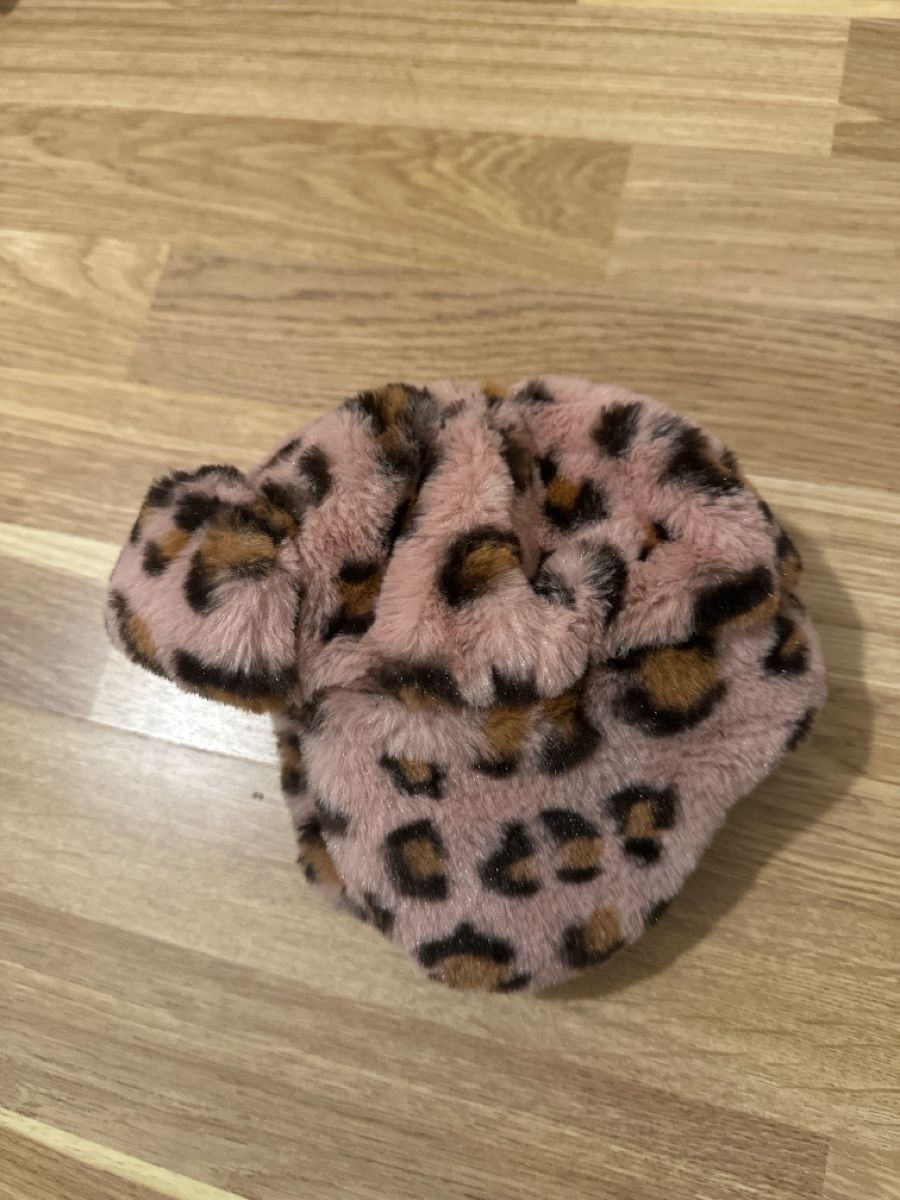 Altro abbigliamento per bambina: Plush Trapper Hat size 0-6 M – Usato da Zollikerberg venduto da sha_r9g6 1