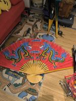 Dekorativer Fächer mit Drachenmotiv, gross