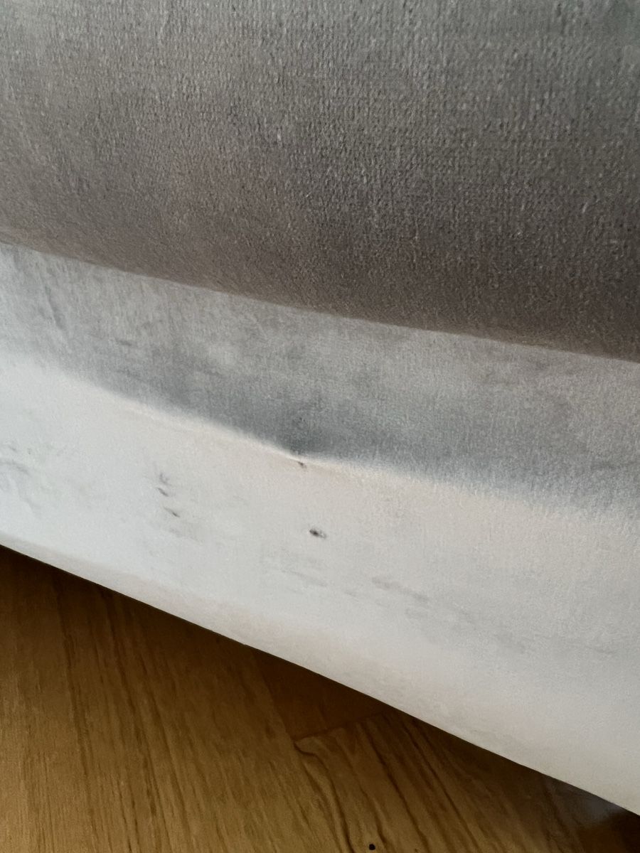 Sofas: Vintage 3-Sitzer Sofa mit massivem Holzrahmen – D'occasion à Zürich par K_GrB 2