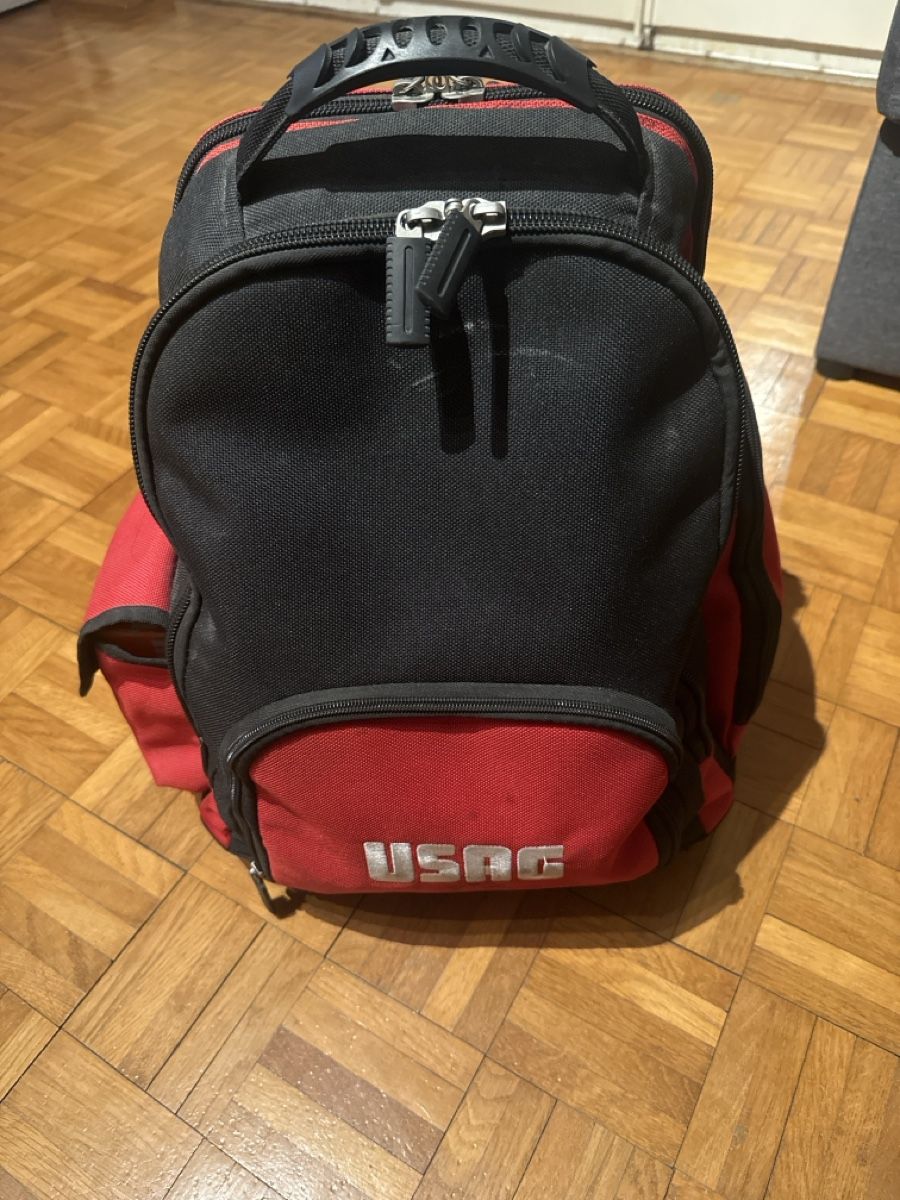 Alle Werkzeuge: USAG-Rucksack komplett mit Werkzeugen – Gebraucht aus Nussbaumen AG von Real-_-G