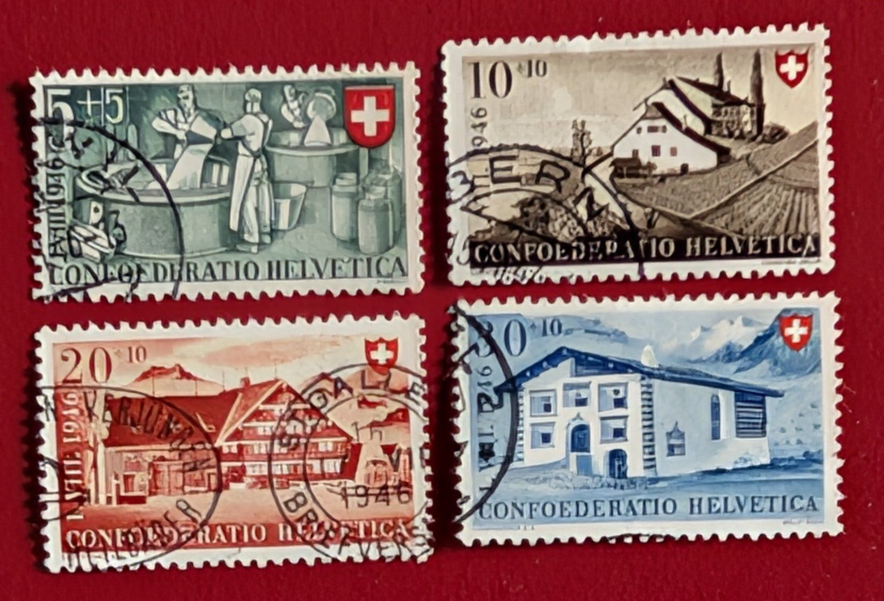 Tutti i francobolli: PRO PATRIA SATZ 30 - 33 SCHÖNE STEMPEL 1946 – Usato da Düdingen venduto da Quartierstrasse