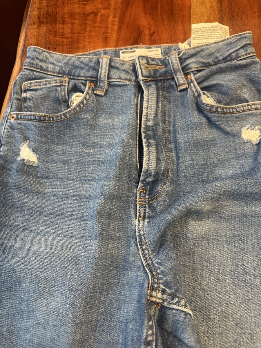 Pull&Bear Jeans: Pull&Bear Rock & Bershka Jeans Top Gr. 36 – Usato da Oftringen venduto da Makeq 1
