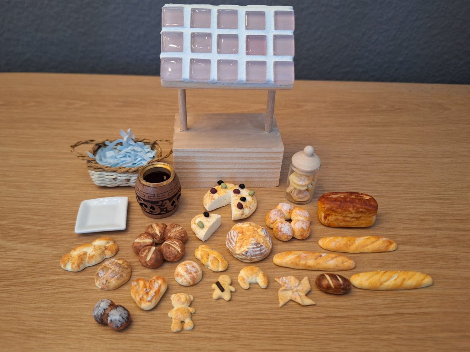Case e mobili per bambole: Puppenhaus Marktstand – Nuovo (secondo la descrizione) da Zürich venduto da HandmadeTinyFood 1
