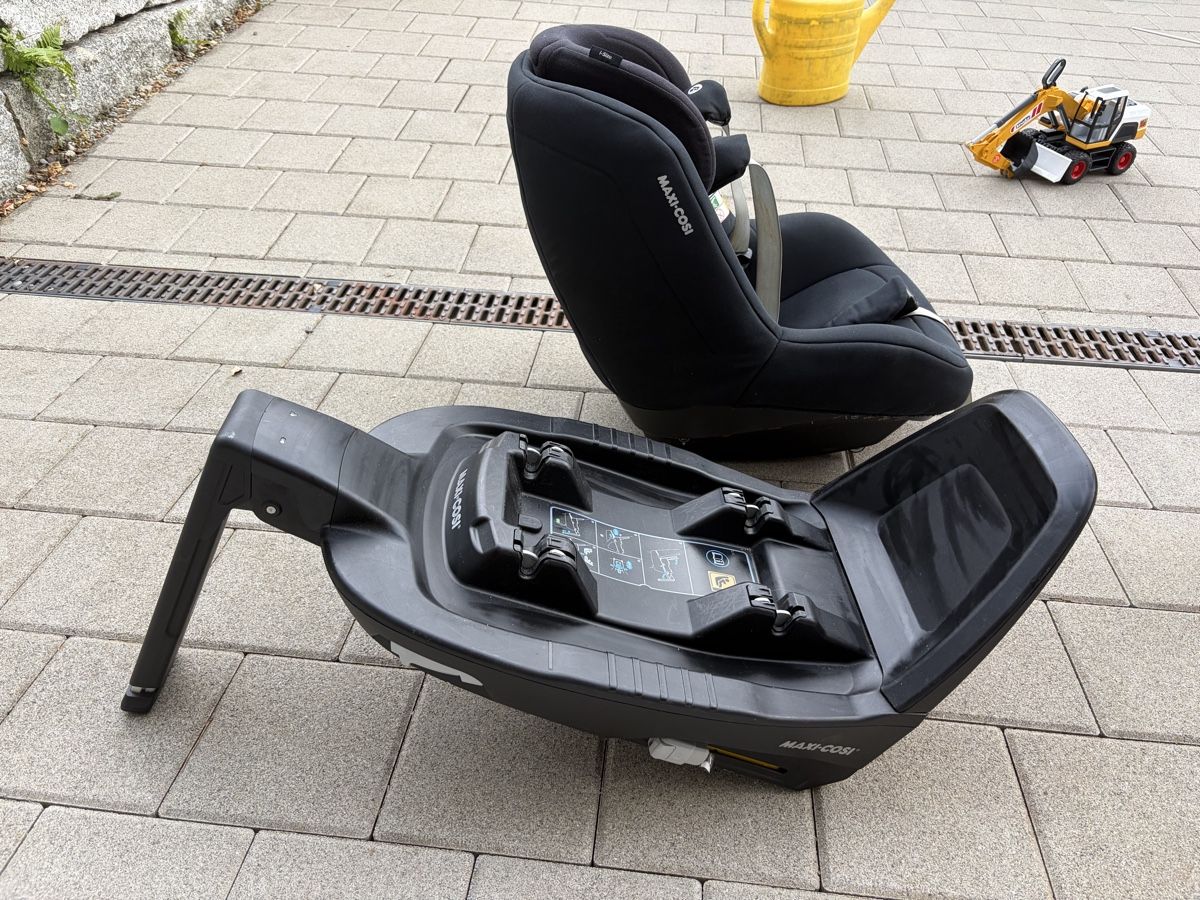 Maxi-Cosi Sièges auto: Maxi Cosi Autositz – D'occasion à Elgg par Diemaendli