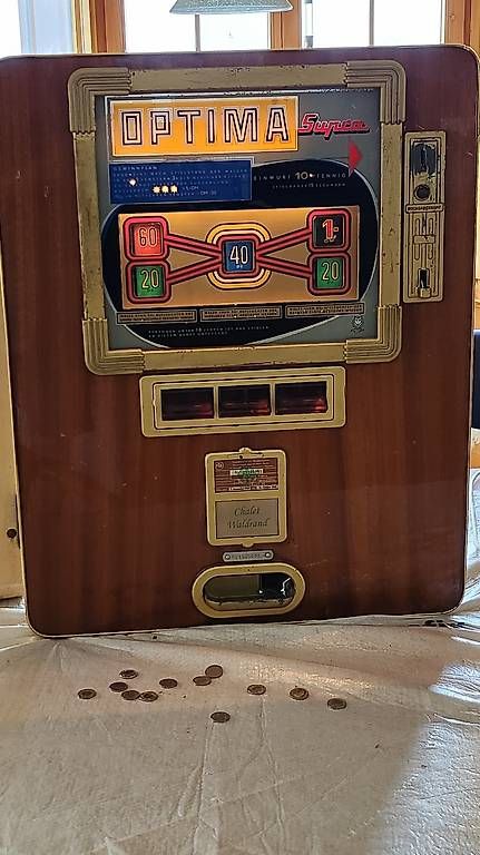 Slot Machine: Optima Supra Geldspielautomat mit 3 Walzen – Usato da Merligen venduto da Waldrand88