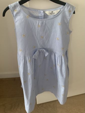 Jolie robe H&M rayée bleue et blanche, motif fleuri 🌻