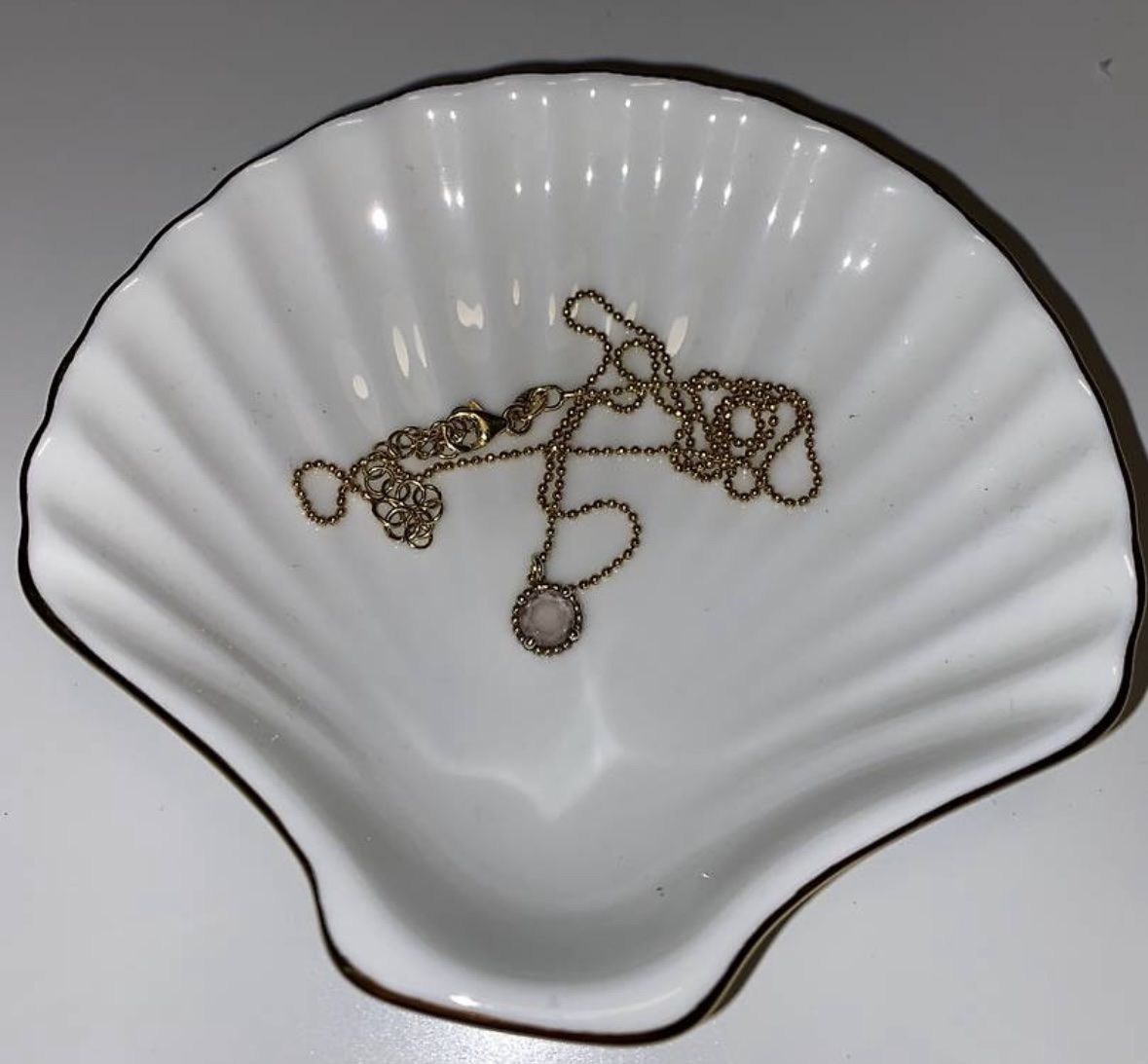 Catenine: Halskette mit Anhänger, goldfarben – Usato da Luzern venduto da ale_v5qn 1