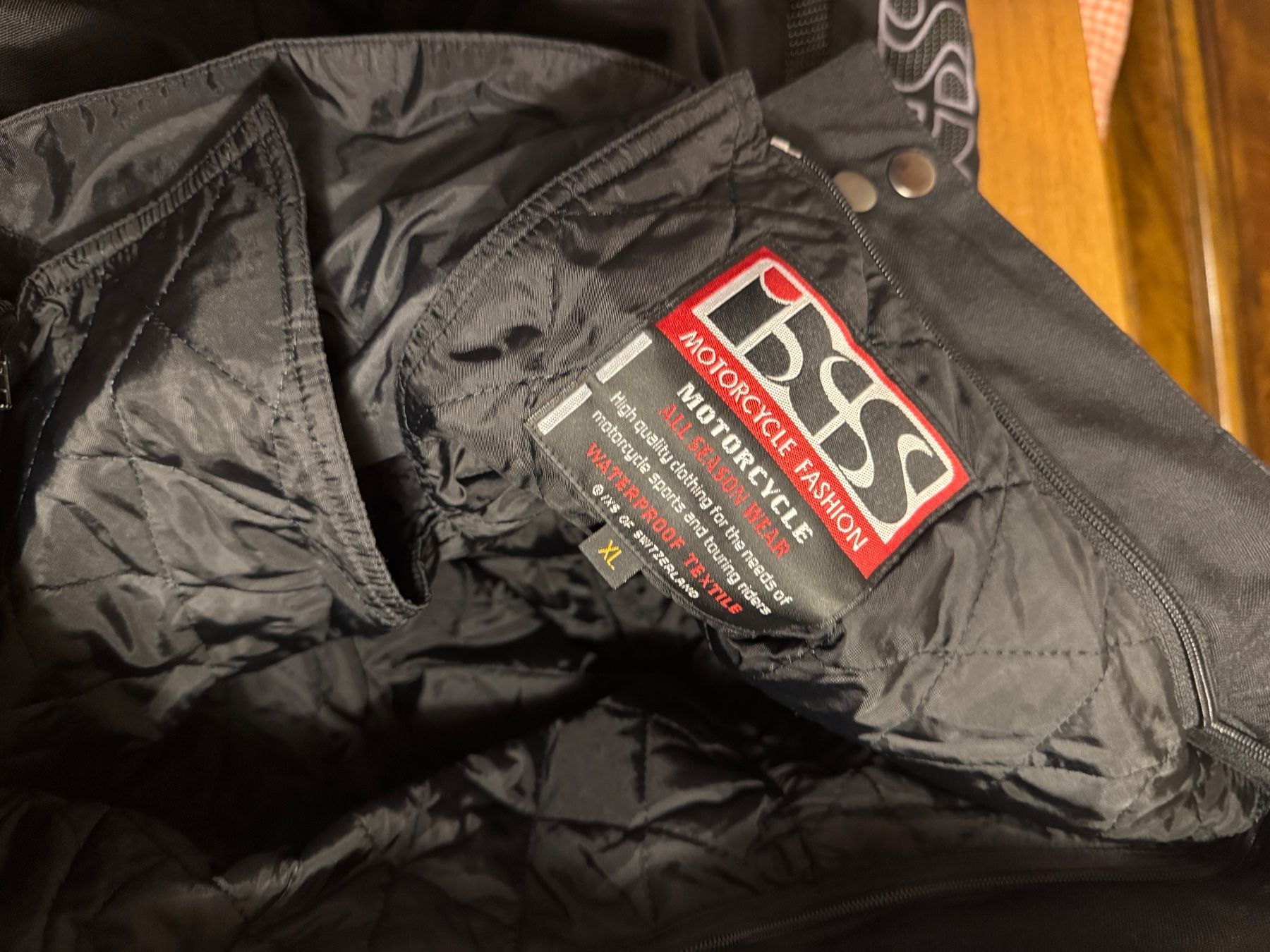 IXS Pantaloni: Motorradhose IXS Grösse XL – Usato da Bülach venduto da Sandor 5