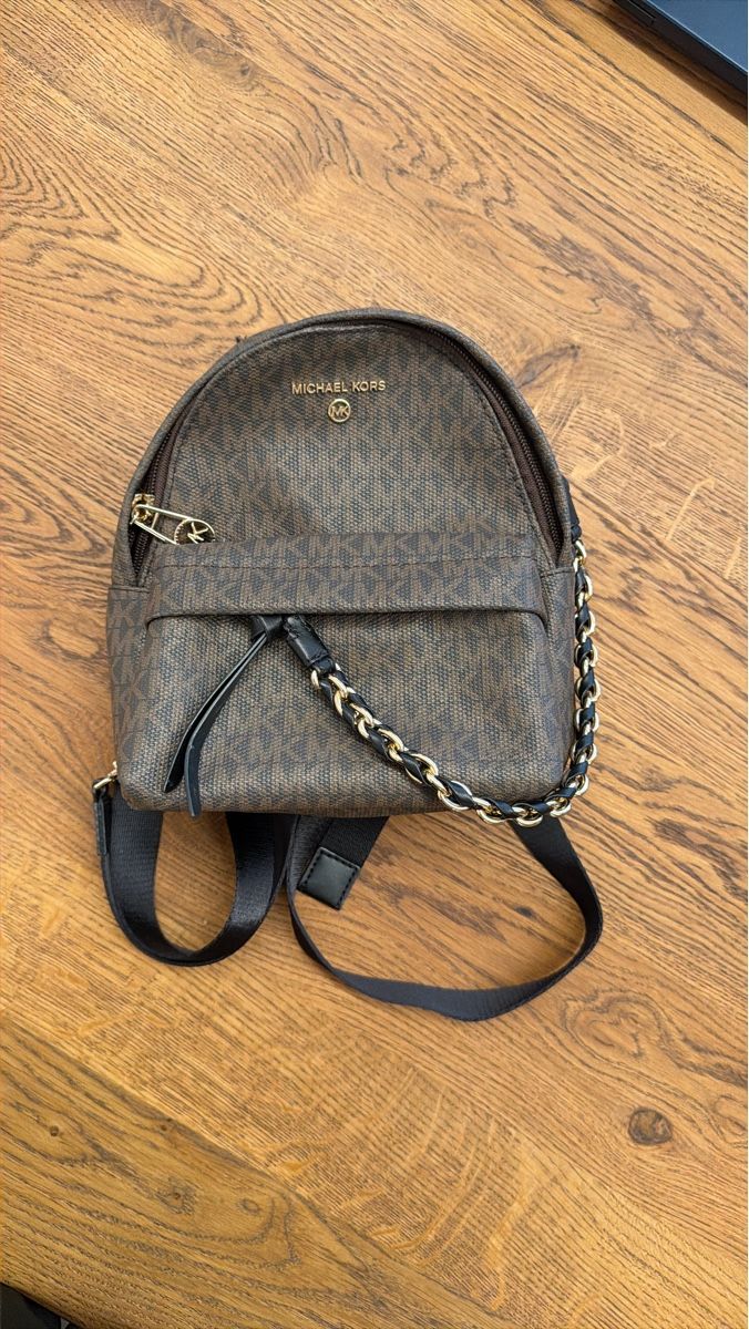 Michael Kors Zaini: Michael Kors Rucksack braun Monogramm TOP Zustand – Nuovo (secondo la descrizione) da Grossaffoltern venduto da dan_9s2z