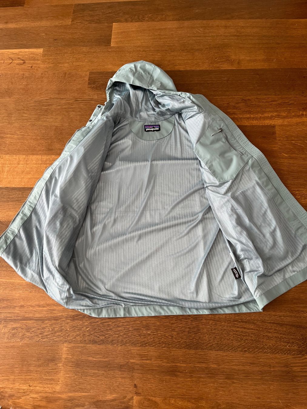 Patagonia Jacken: Patagonia Everyday Rainjacket Gr. XL – Gebraucht aus Zürich von tiger22 3