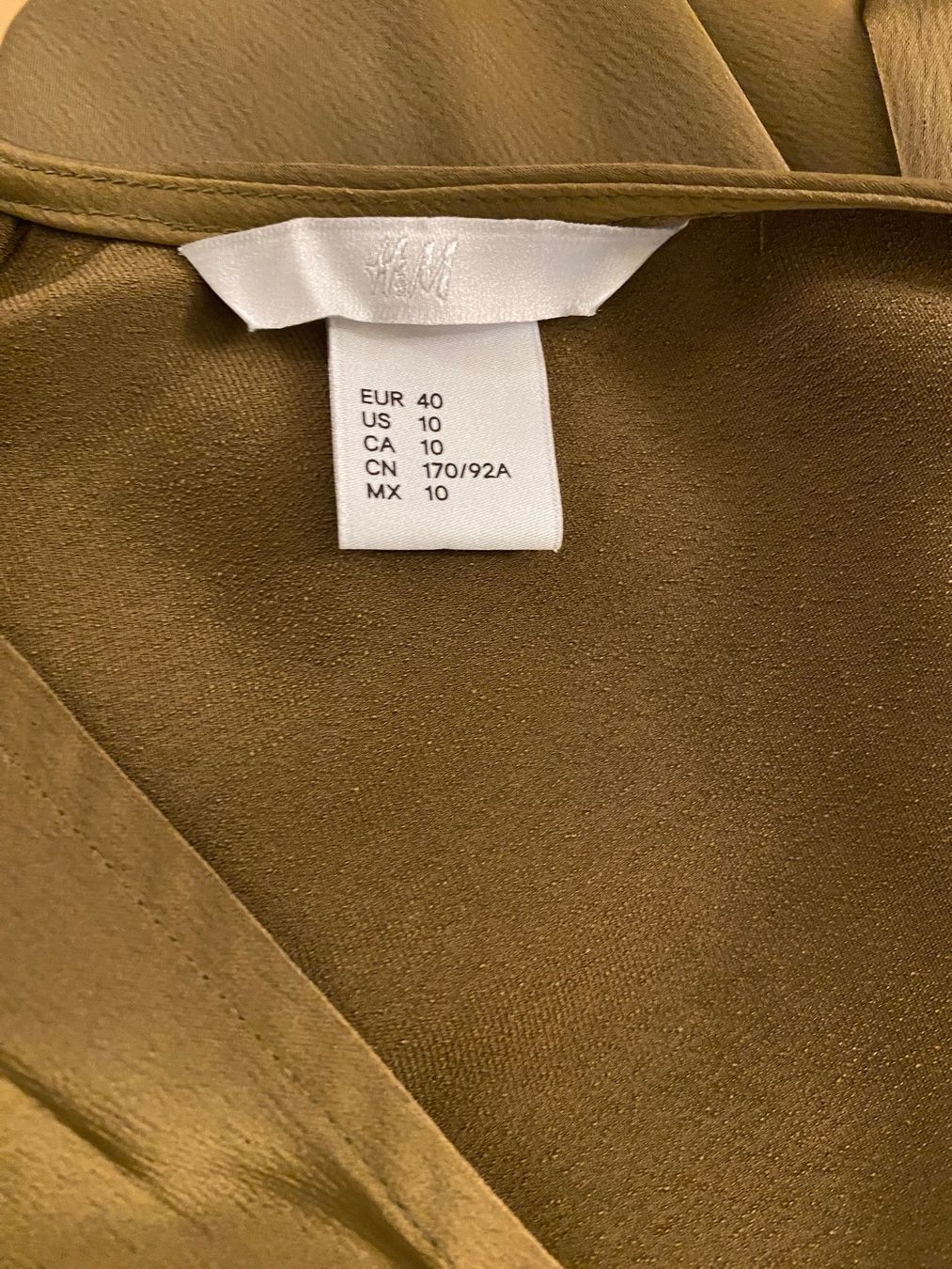 H&M Kleider: Kleid olive Gr 40 Neu – Neu (gemäss Beschreibung) aus Zürich von Herbion1 2
