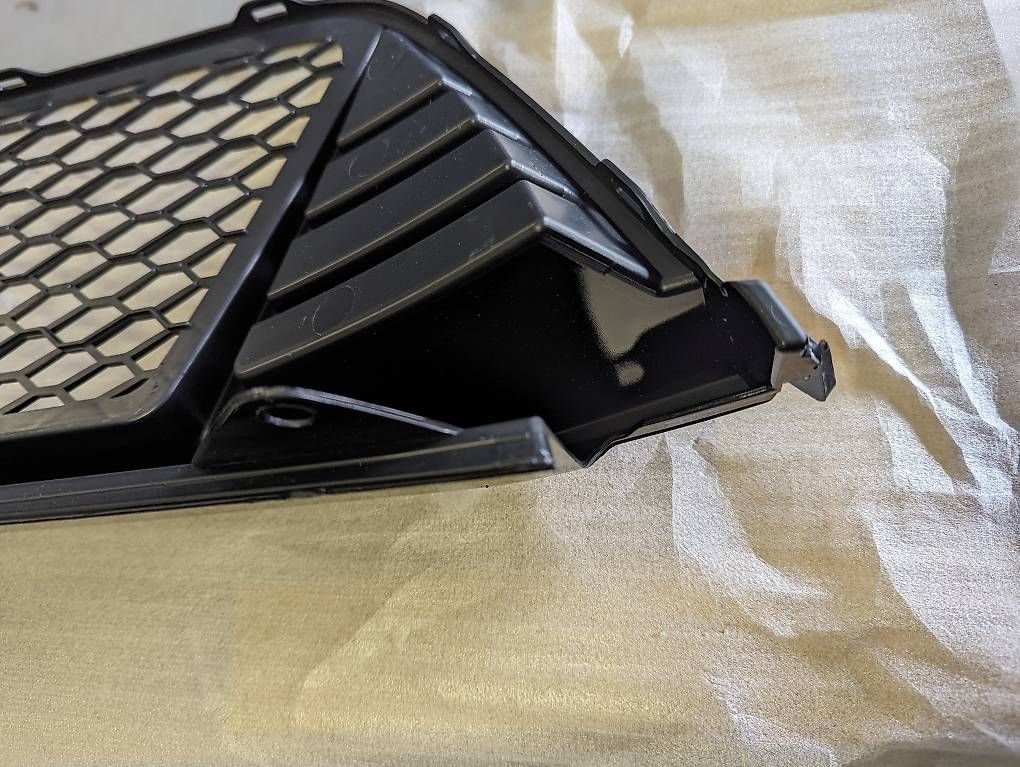 Honda Toutes les pièces auto: Grill passend zu Honda Civic – Neuf avec emballage d'origine à Worblaufen par craziijH__ 2