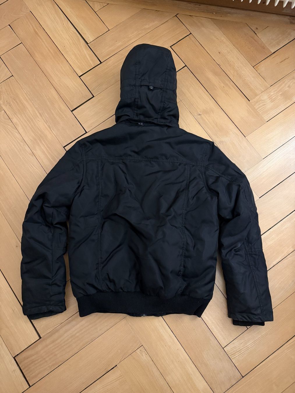 Jack & Jones Giacche: JACK & JONES - Winterjacke schwarz L – Usato da Zürich venduto da Diazaio 3