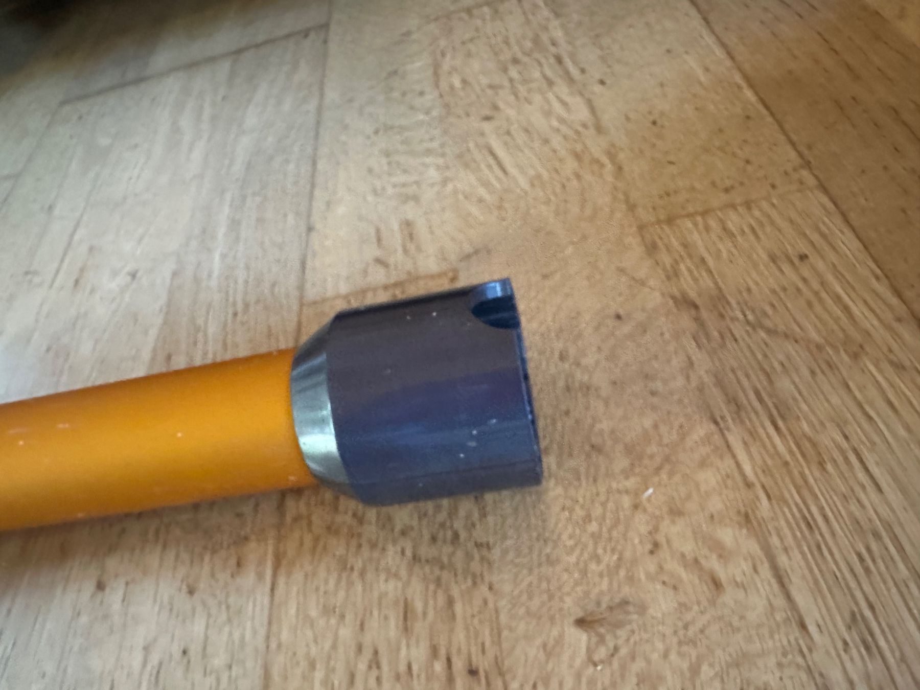 Dyson Aspirapolveri & Accessori: Dyson Saugrohr ab V8 – Usato da Jonen venduto da Qubic 3