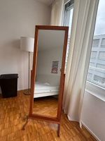 Rustikaler Spiegel mit echter Holzfassung