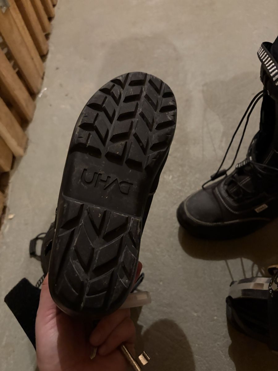 Scarpe da uomo: Chaussures de ski exosquelette Dahu – Usato da Petit-Lancy venduto da Ludo1982 4